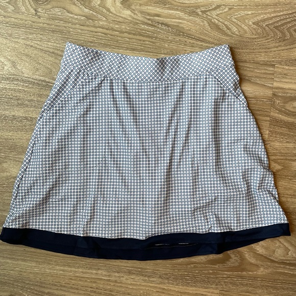 Peter Millar golf tennis athletic Skort (size xs) - Picture 2 of 5